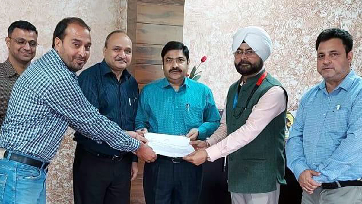Poonch, Deputy Commissioner Poonch, Inder Jeet, Kashmir, Jammu And Kashmir, Jammu & Kashmir, District Administration Poonch