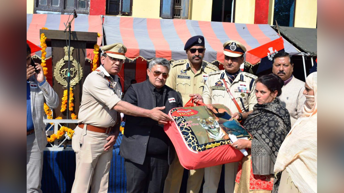 Doda, Deputy Commissioner Doda, Vishesh Paul Mahajan, Jammu, Kashmir, Jammu And Kashmir, Jammu & Kashmir, District Administration Doda, National Police Commemoration Day, SSP Doda, Abdul Qayoom