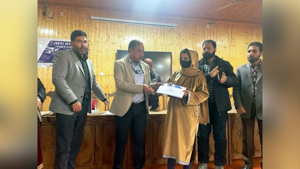 Ajaz Ahmad Bhat, Jammu and Kashmir Entrepreneurship Development Institute, JKEDI, Entrepreneurship Awareness Programme, EAP, Jammu And Kashmir, Jammu & Kashmir