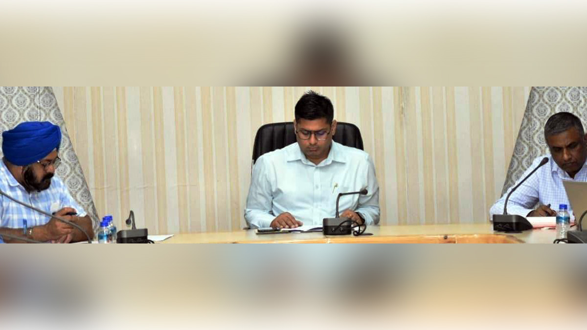 Rajouri, DDC Rajouri, District Development Commissioner Rajouri, Vikas Kundal, Kashmir, Jammu And Kashmir, Jammu & Kashmir, District Administration Rajouri