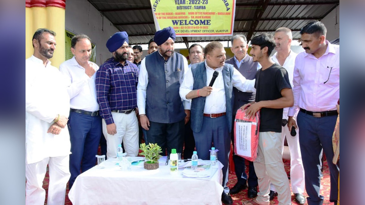 Samba, Alok Kumar, Principal Secretary School Education, Back to Village, Back to Village 4, B2V4 programme, B2V4, B2V Phase-IV, Back to Village Phase 4th, Back to Village Phase 4th programme, Jammu And Kashmir, Jammu & Kashmir