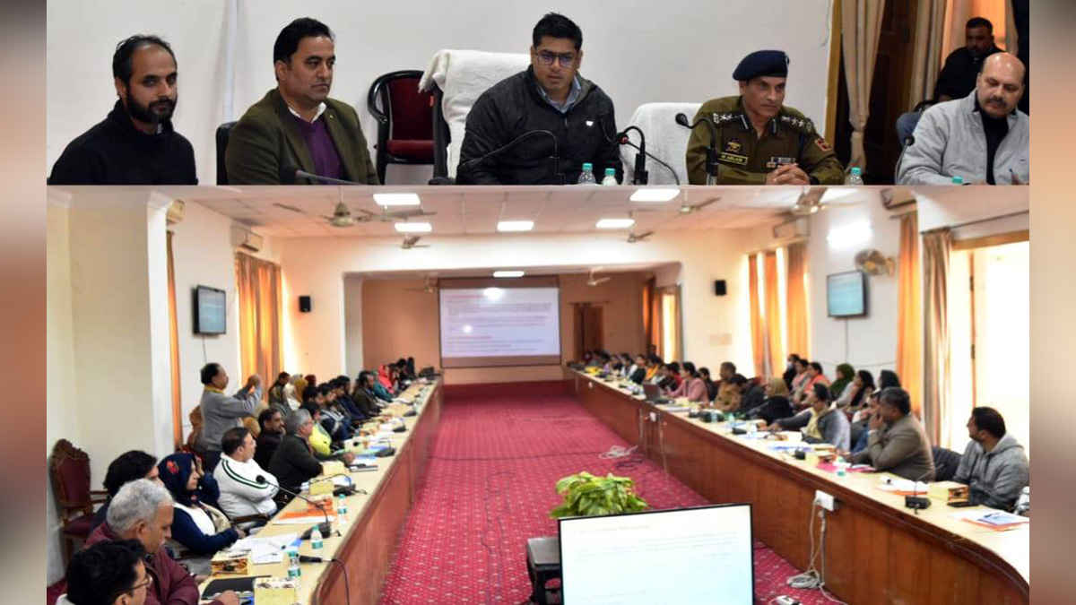 Rajouri, DDC Rajouri, District Development Commissioner Rajouri, Vikas Kundal, Kashmir, Jammu And Kashmir, Jammu & Kashmir, District Administration Rajouri, National Tobacco Control Programme