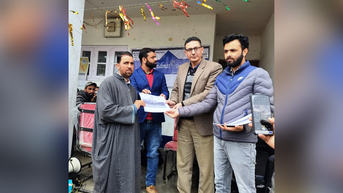 Kulgam, Farooq Ahmad Banday, Private Secretary in Department of Culture, Jammu And Kashmir, Jammu & Kashmir, Back to Village, Back to Village 4, B2V4 programme, B2V4, B2V Phase-IV, Back to Village Phase 4th, Back to Village Phase 4th programme
