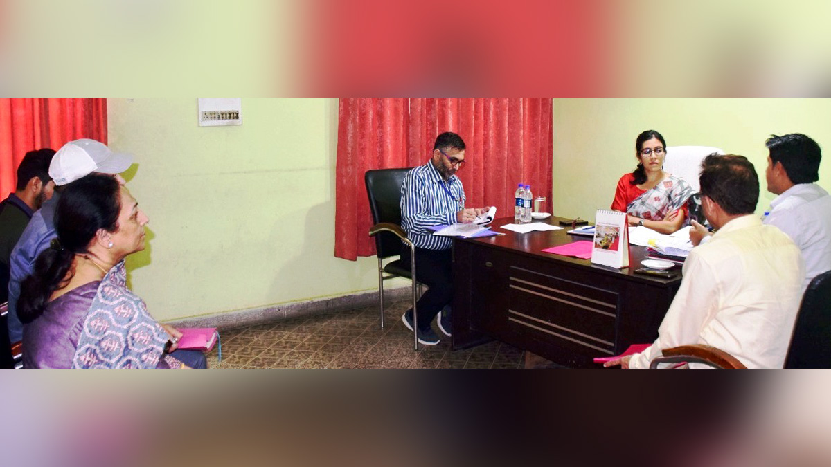 Jammu, Avny Lavasa, Deputy Commissioner Jammu, Kashmir, Jammu And Kashmir, Jammu & Kashmir, District Administration Jammu