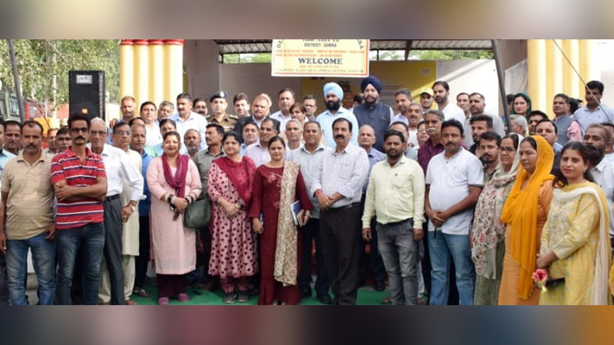 Samba, Alok Kumar, Principal Secretary School Education, Jammu And Kashmir, Jammu & Kashmir, Back to Village, Back to Village 4, B2V4 programme, B2V4, B2V Phase-IV, Back to Village Phase 4th, Back to Village Phase 4th programme