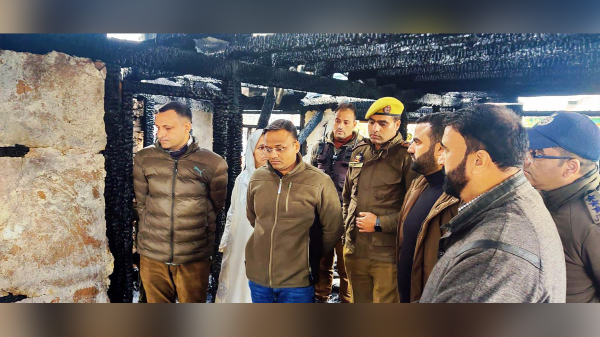 Kupwara, Deputy Commissioner Kupwara, Doifode Sagar Dattatray, Kashmir, Jammu And Kashmir, Jammu & Kashmir, District Administration Kupwara