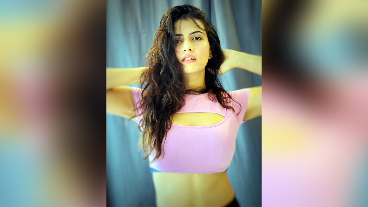 Bollywood, Entertainment, Mumbai, Actor, Actress, Cinema, Hindi Films, Movie, Mumbai News, Heroine, Smriti Kalra, Kaagaz 2