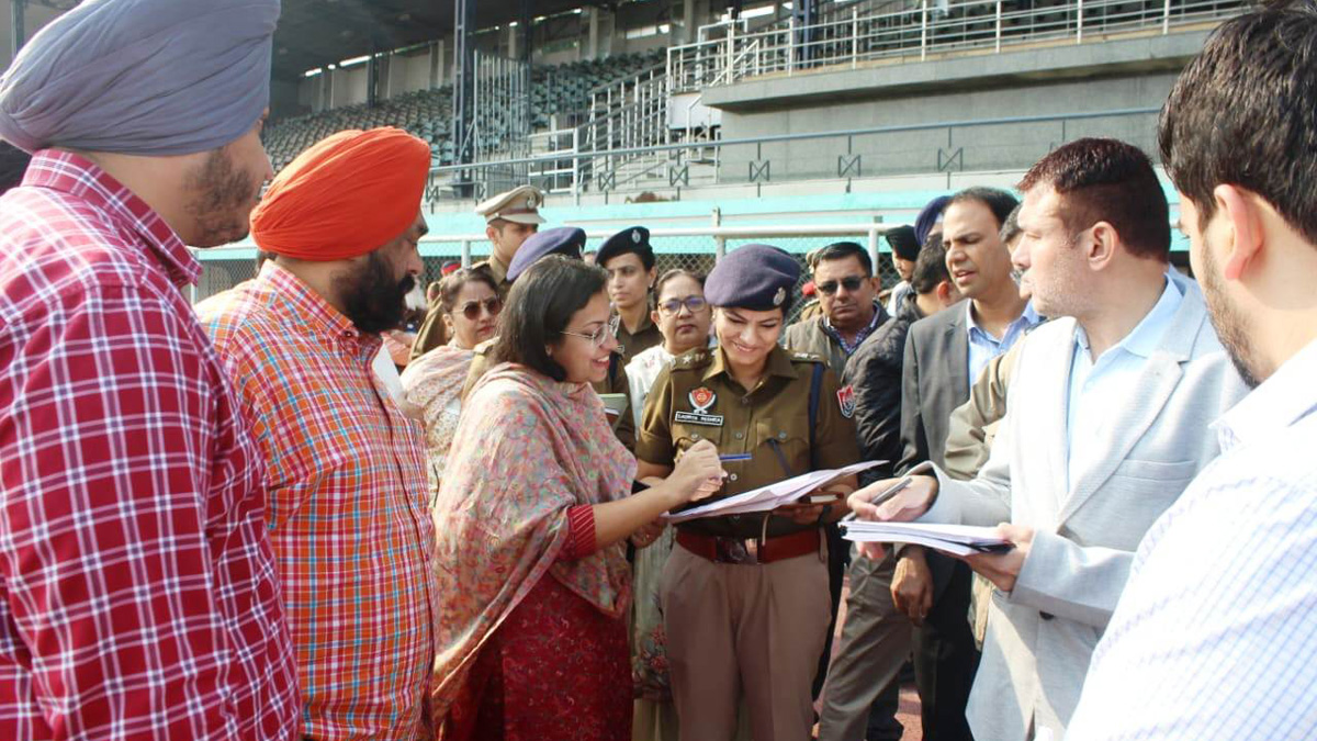 DC Ludhiana, Surabhi Malik, Ludhiana, Deputy Commissioner Ludhiana