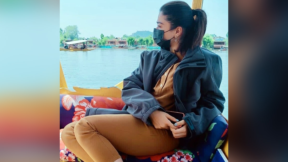 Tollywood, Bollywood, Entertainment, Actor, Actress, Cinema, Movie, Telugu Films, Rashmika Mandana