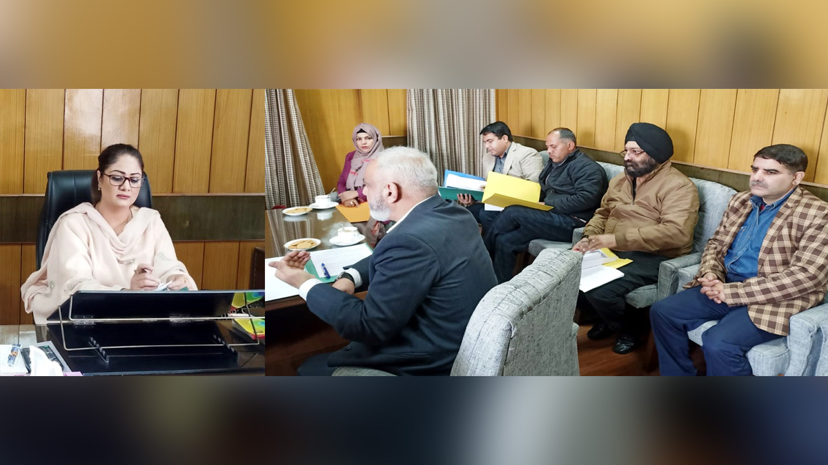 Jammu, Dr. Hina Shafi Bhat, Vice Chairperson KVIB, Scheme of Fund for Regeneration of Traditional Industries, SFURTI, Jammu And Kashmir, Jammu & Kashmir