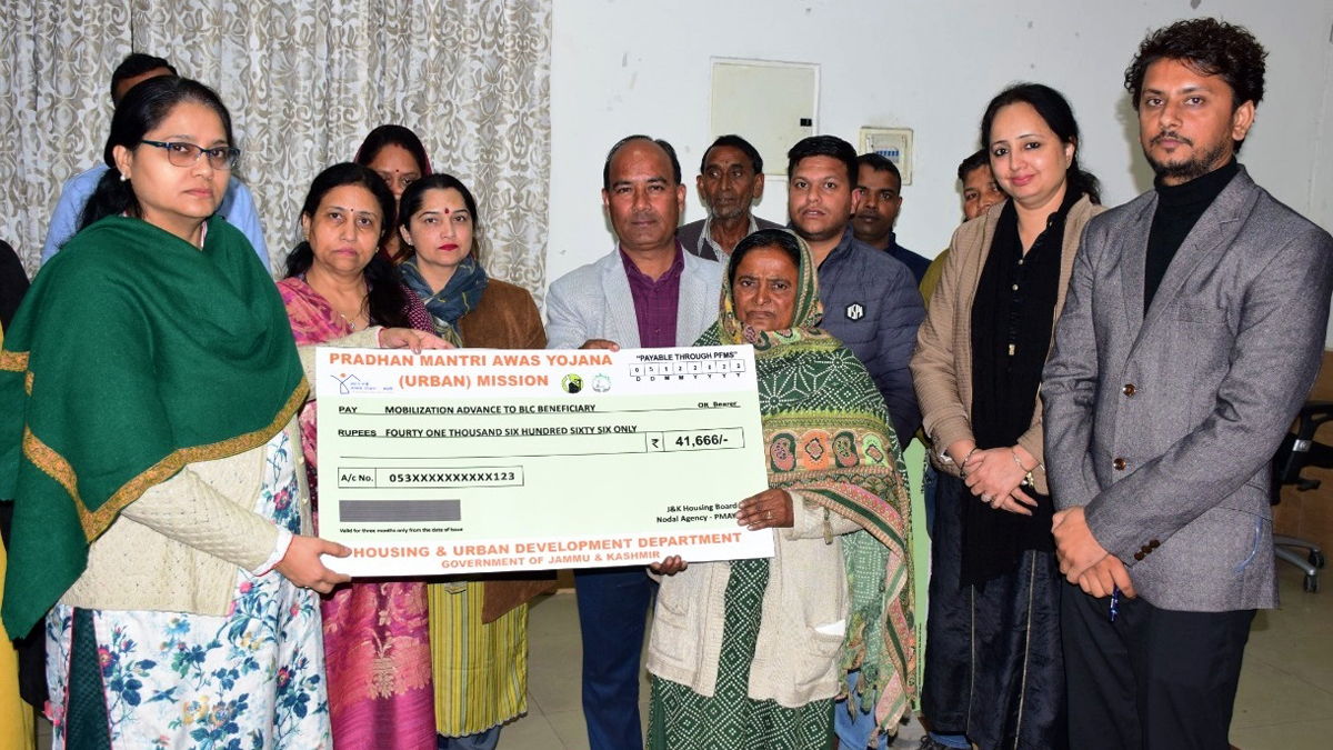 Sarita Chauhan, Commissioner Secretary, Labour and Employment, Jammu, Kashmir, Jammu And Kashmir, Jammu & Kashmir, Srinagar, Vivek Sharma, My Town My Pride, MTMP, My Town My Pride 2, MTMP 2