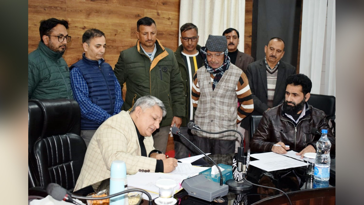 Doda, Deputy Commissioner Doda, Vishesh Paul Mahajan, Jammu, Kashmir, Jammu And Kashmir, Jammu & Kashmir, District Administration Doda