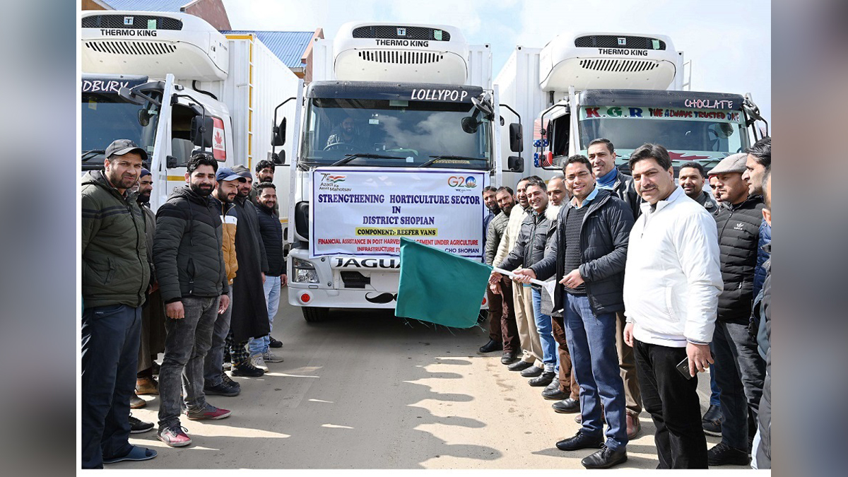 Shopian, DDC Shopian, District Development Commissioner Shopian, Sachin Kumar Vaishya, Kashmir, Jammu And Kashmir, Jammu & Kashmir, District Administration Shopian, Azadi Ka Amrit Mahotsav