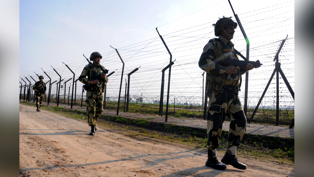 Crime News JK, Crime News, Poonch, Crime News Poonch, Jammu & Kashmir, Jammu And Kashmir, Line of Control, LoC, Explosion, Landmine Explosion