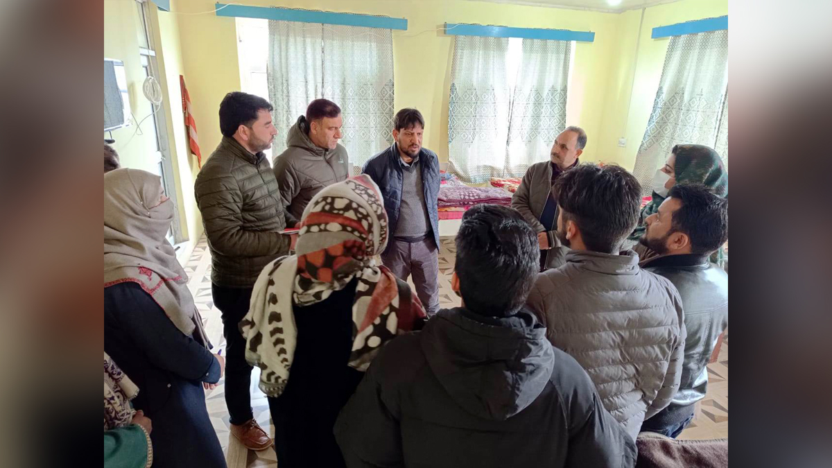 Kulgam, Additional Deputy Commissioner Kulgam, Vikar Ahmed Giri, Jammu And Kashmir, Jammu & Kashmir