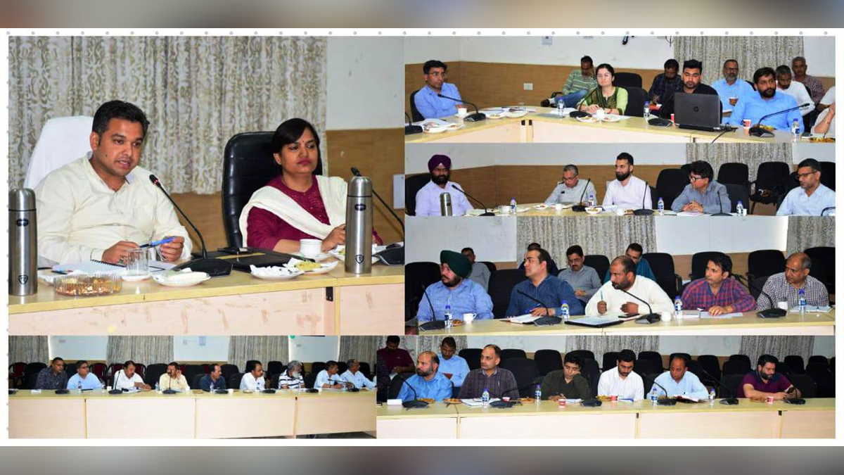 Samba, Deputy Commissioner Samba, Anuradha Gupta, Kashmir, Jammu And Kashmir, Jammu & Kashmir, District Administration Samba, Secretary Revenue, Dr Piyush Singla