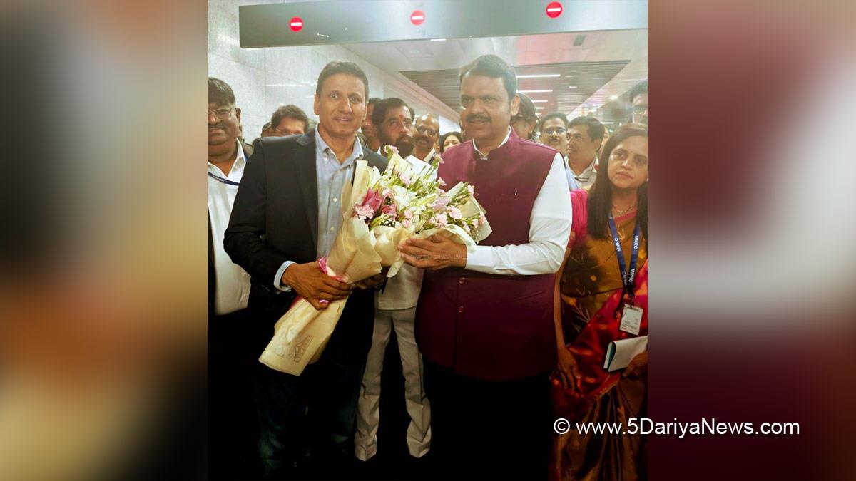 Devendra Fadanvis, BJP, Bharatiya Janata Party,Eknath Shinde, Sanjeev Mantri, ICICI Lombard,Mumbai Metro Rail Corporation, MMRC, Mumbai