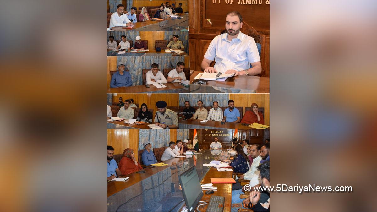 Dr Basharat Qayoom, Pulwama, Deputy Commissioner Pulwama, Kashmir, Jammu And Kashmir, Jammu, District Administration Pulwama, District Road Safety Committee, DRSC
