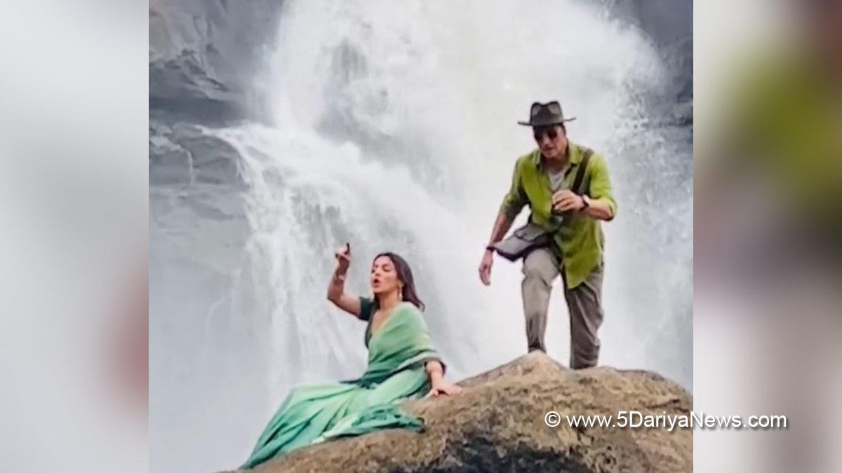Akshay Kumar, Bollywood, Entertainment, Mumbai, Actor, Cinema, Hindi Films, Movie, Mumbai News,Wamiqa Gabbi, Bhooth Bangla
