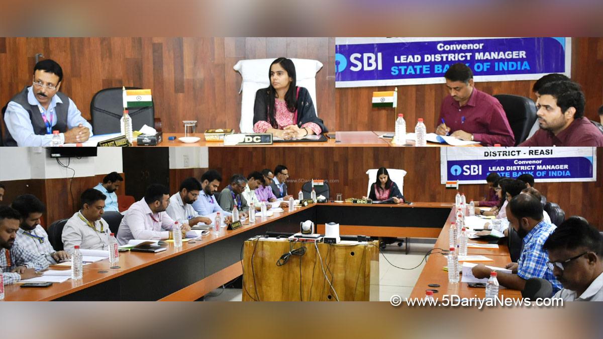 Nidhi Malik, Reasi, Deputy Commissioner Reasi, Kashmir, Jammu And Kashmir, Jammu, District Administration Reasi, District Level Review Committee, DLRC