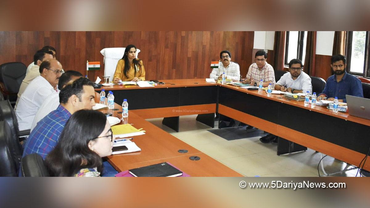 Nidhi Malik, Reasi, Deputy Commissioner Reasi, Kashmir, Jammu And Kashmir, Jammu, District Administration Reasi, Pradhan Mantri Adarsh Gram Yojana, PMAGY