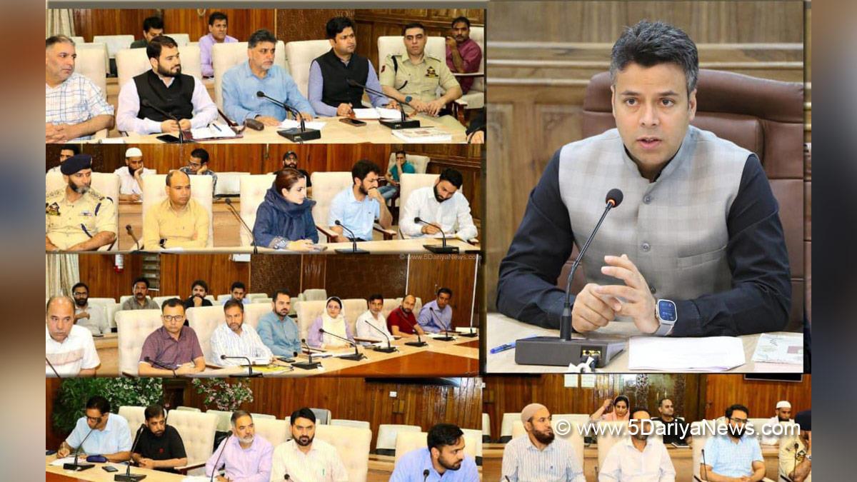Dr Bilal Mohi Ud Din Bhat, Srinagar, Deputy Commissioner Srinagar, Kashmir, Jammu And Kashmir, District Administration Srinagar