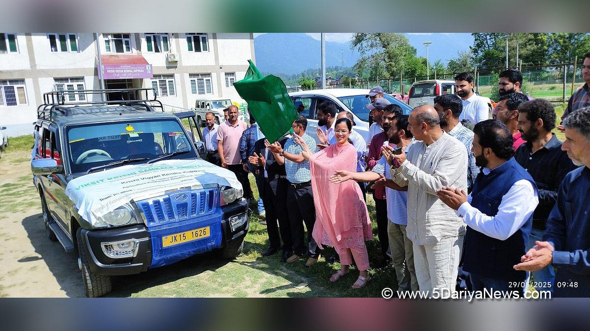 Ayushi Sudan, Kupwara, Deputy Commissioner Kupwara, Kashmir, Jammu And Kashmir, Jammu, District Administration Kupwara, Viksit Krishi Sankalp Abhiyan