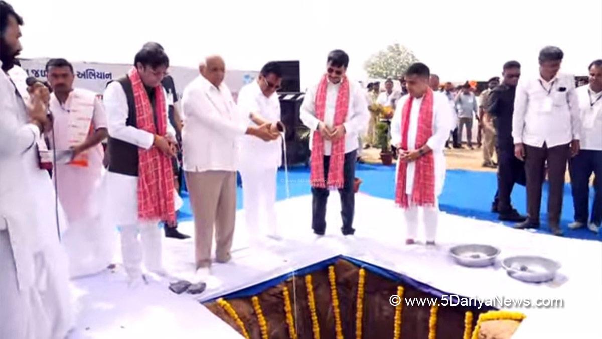 Bhupendra Patel, Bhupendrabhai Rajnikantbhai Patel, Chief Minister of Gujarat, BJP, Bharatiya Janata Party, Gandhinagar, Gujarat, C R Paatil, Chandrakant Raghunath Paatil, Union Minister for Jal Shakti