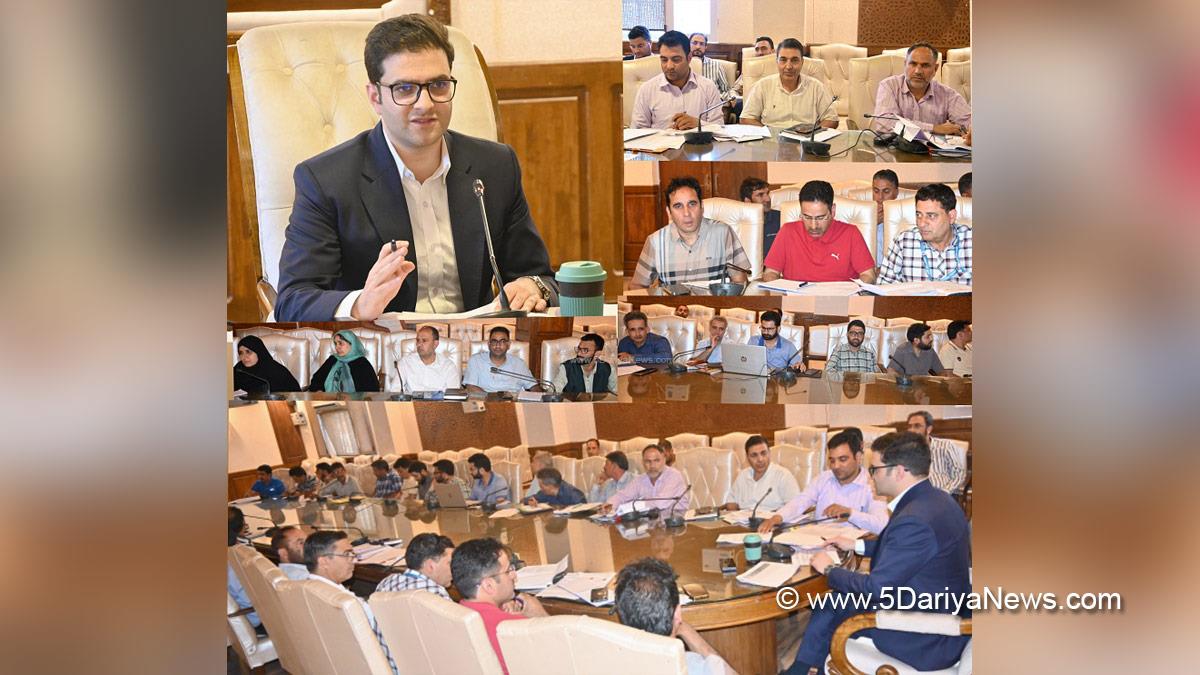 Athar Aamir Khan, Kulgam, Deputy Commissioner Kulgam, Kashmir, Jammu And Kashmir, Jammu, District Administration Kulgam, Dharti Aaba Janjatiya Gram Utkarsh Abhiyan, DAJGUA