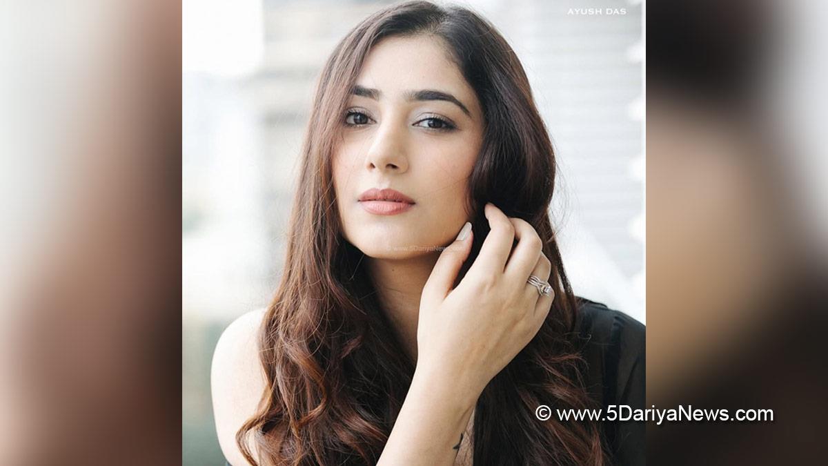 Tv, Disha Parmar, Disha Parmar Serials, Disha Parmar Instagram, Disha Parmar Husband, Disha Parmar Kids, Disha Parmar Rahul Vaidya