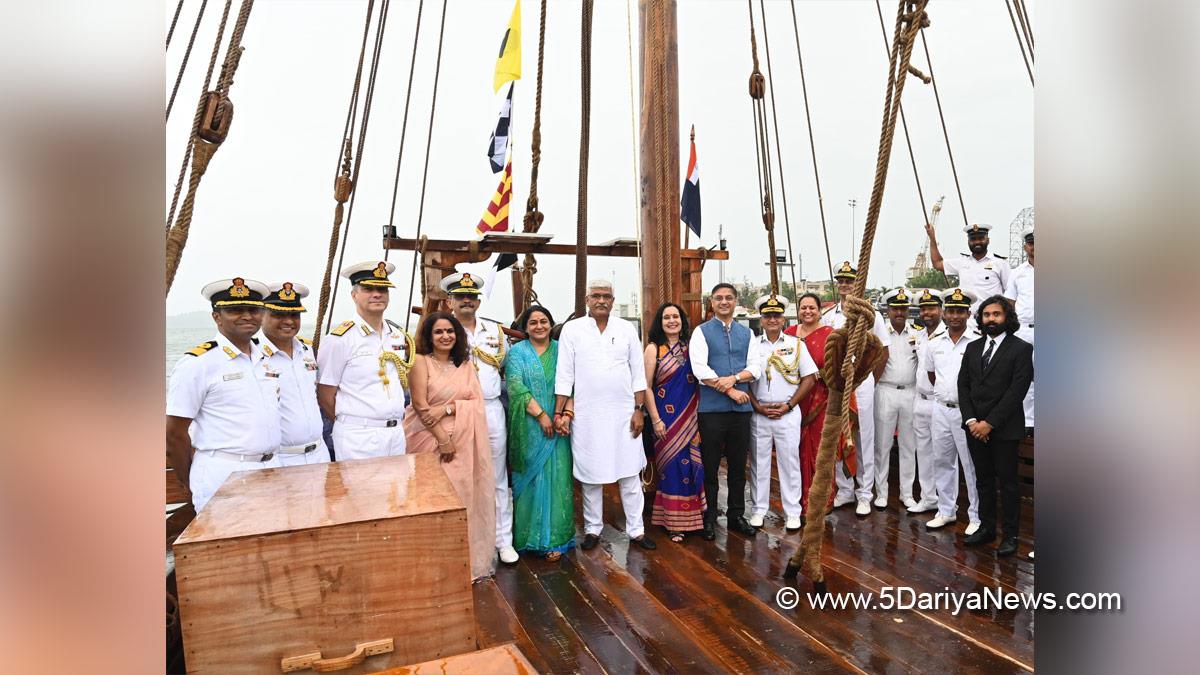 Gajendra Singh Shekhawat, BJP, Bharatiya Janata Party, Military, Navy, Indian Navy, INSV Kaundinya, Naval Base, Karwar