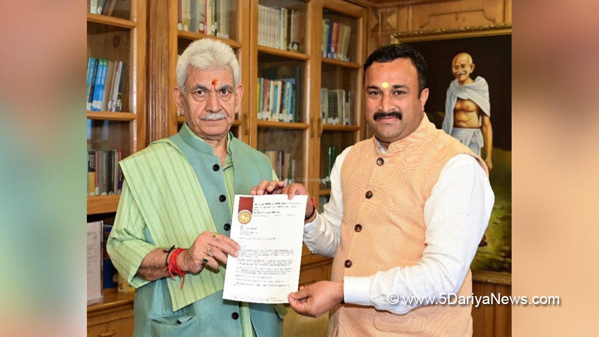 Manoj Sinha, Lieutenant Governor JK, Raj Bhavan, Jammu, Srinagar, Kashmir, Jammu And Kashmir, Mahant Rohit Shastri