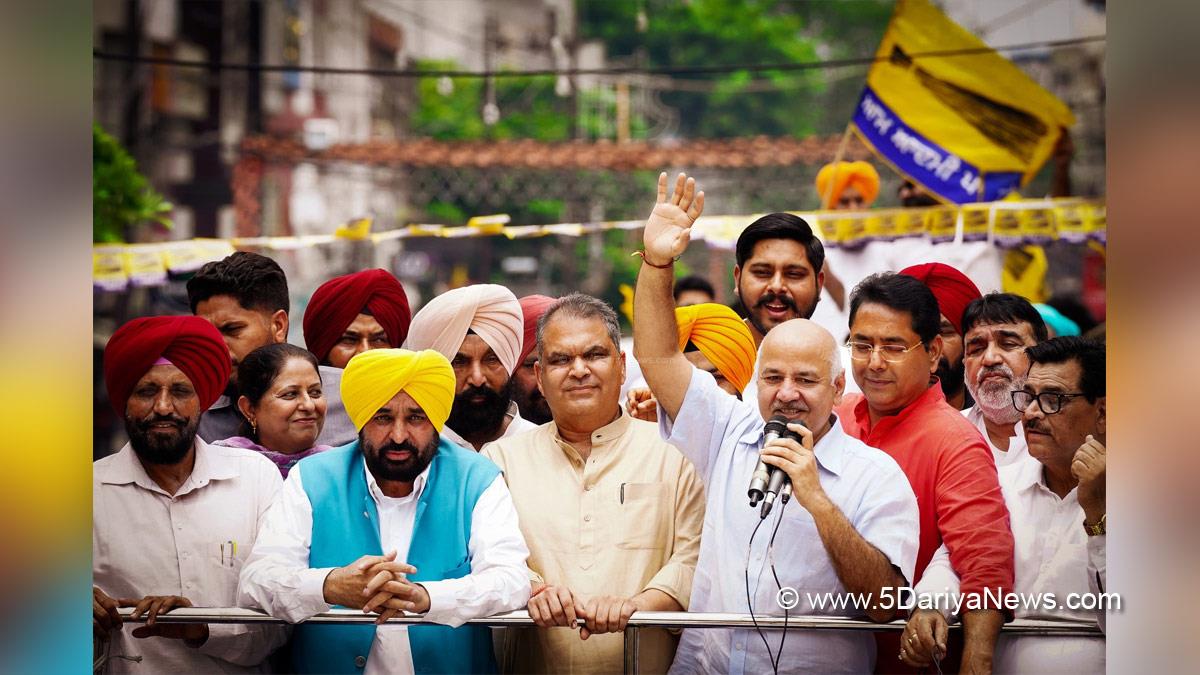 Manish Sisodia, Bhagwant Mann, Bhagwant Singh Mann, AAP, Aam Aadmi Party, Aam Aadmi Party Punjab, AAP Punjab, Government of Punjab, Punjab Government, Punjab, Chief Minister Of Punjab, Aman Arora, Shery Kalsi, Sanjeev Arora
