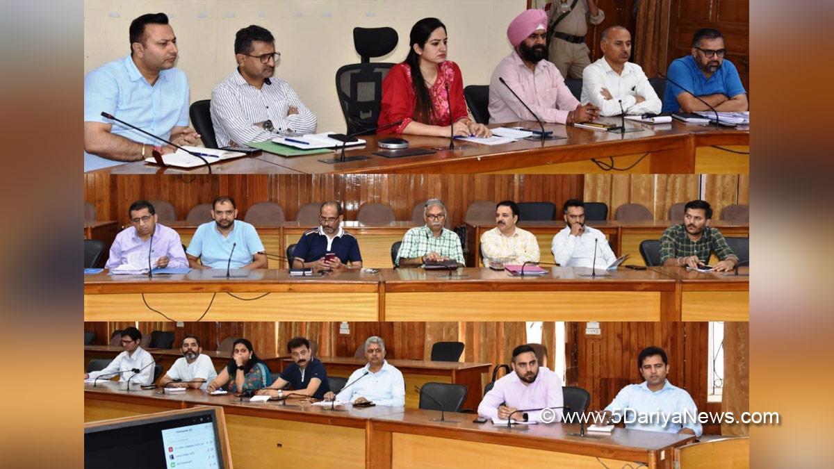 Saloni Rai, Udhampur, DDC Udhampur, District Development Commissioner Udhampur, Kashmir, Jammu And Kashmir, Jammu Kashmir, District Administration Udhampur