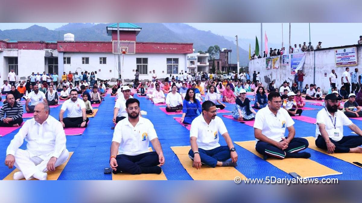 Abhishek Sharma, Rajouri, DDC Rajouri, District Development Commissioner Rajouri, Kashmir, Jammu And Kashmir, Jammu, District Administration Rajouri, International Day of Yoga, International Day of Yoga 2025, 11th International Yoga Day