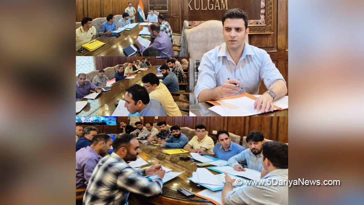 Athar Aamir Khan, Kulgam, Deputy Commissioner Kulgam, Kashmir, Jammu And Kashmir, Jammu, District Administration Kulgam