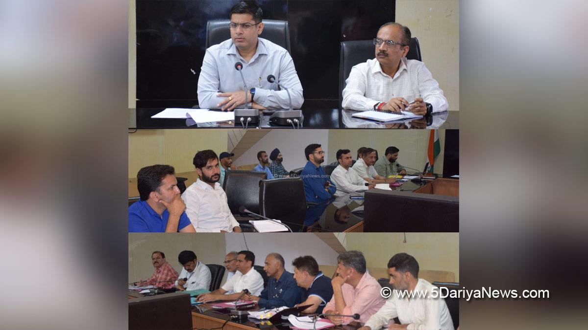 Vikas Kundal, Poonch, Deputy Commissioner Poonch, Kashmir, Jammu And Kashmir, Jammu, District Administration Poonch, Dharti Aaba Janjatiya Gram Utkarsh Abhiyan