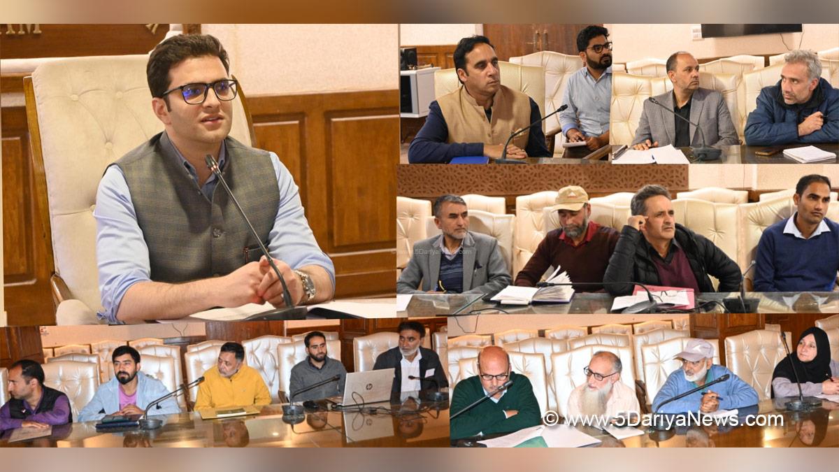 Athar Aamir Khan, Kulgam, Deputy Commissioner Kulgam, Kashmir, Jammu And Kashmir, Jammu, District Administration Kulgam