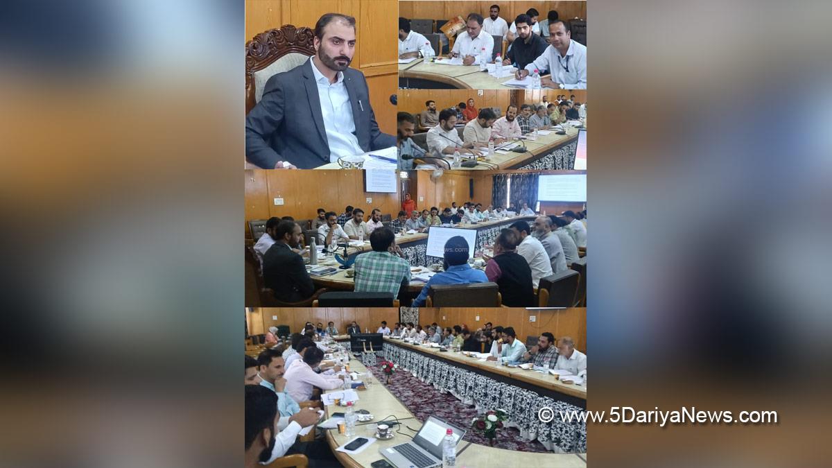 Dr Basharat Qayoom, Pulwama, Deputy Commissioner Pulwama, Kashmir, Jammu And Kashmir, Jammu, District Administration Pulwama