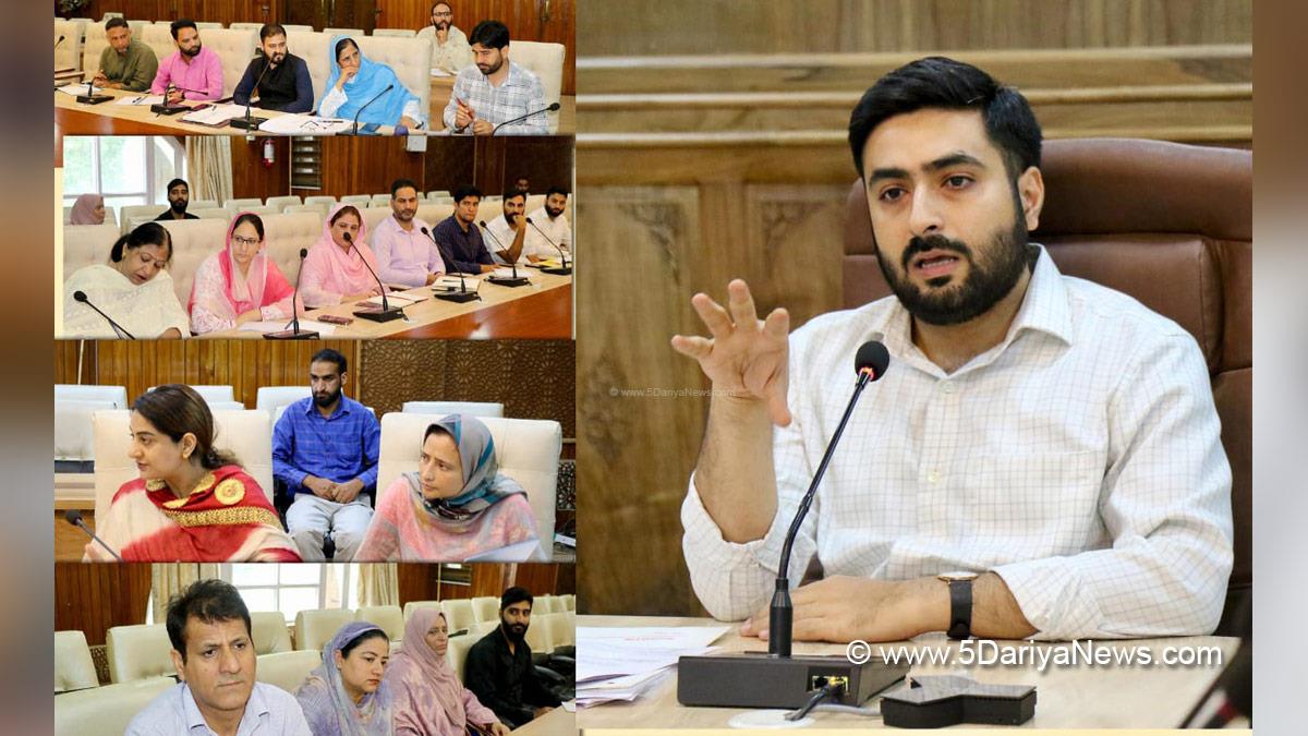 Akshay Labroo, Srinagar, Deputy Commissioner Srinagar, Kashmir, Jammu And Kashmir, District Administration Srinagar