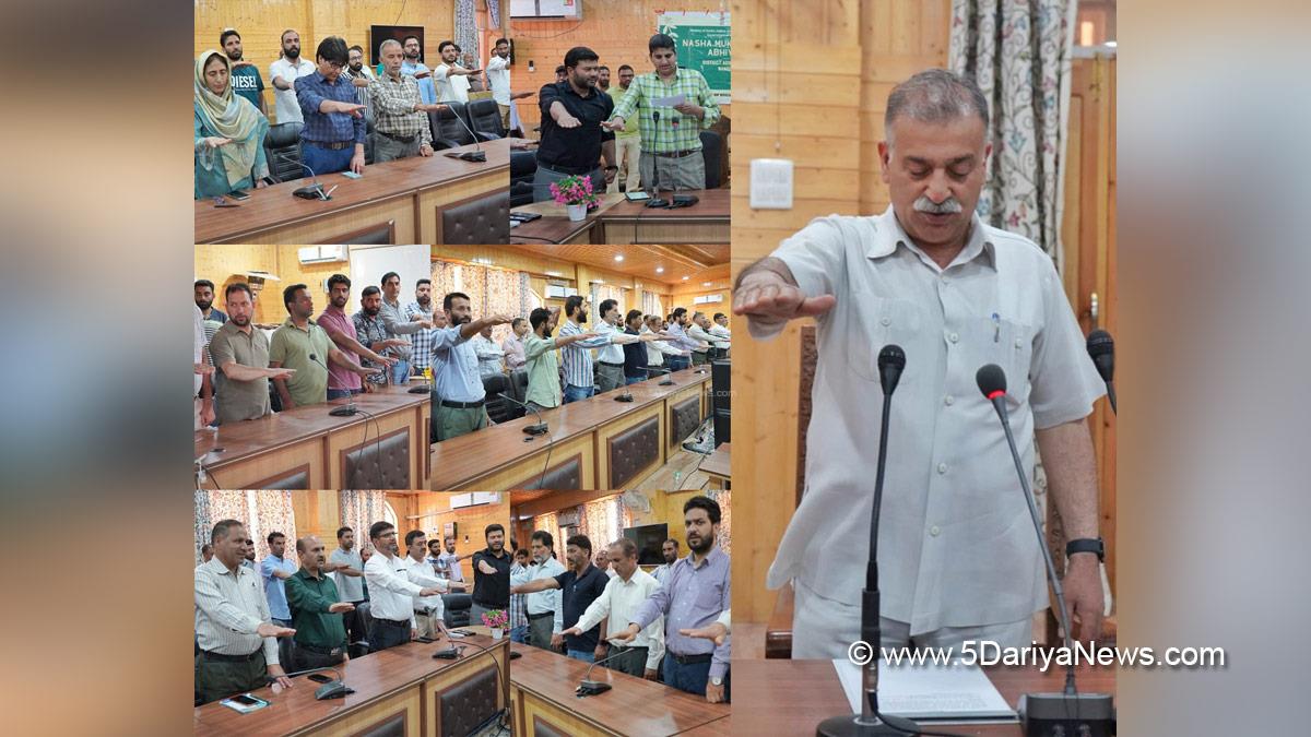 Manzoor Ahmad Qadri, Bandipora, Deputy Commissioner Bandipora, Kashmir, Jammu And Kashmir, Jammu, District Administration Bandipora, Nasha Mukt Bharat Abhiyan, NMBA