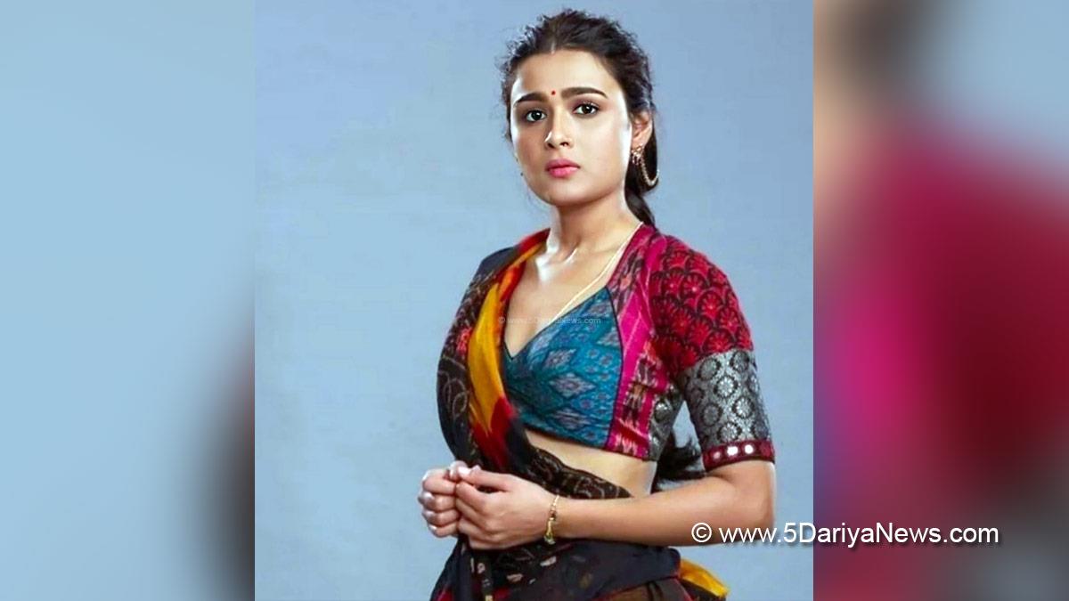 Bollywood, Entertainment, Mumbai, Actress, Cinema, Hindi Films, Movie, Mumbai News, Heroine, Shalini Pandey