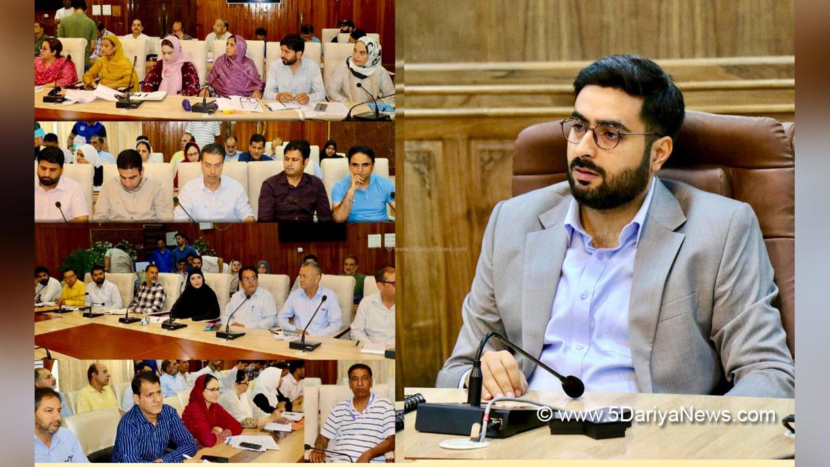 Akshay Labroo, Srinagar, Deputy Commissioner Srinagar, Kashmir, Jammu And Kashmir, District Administration Srinagar