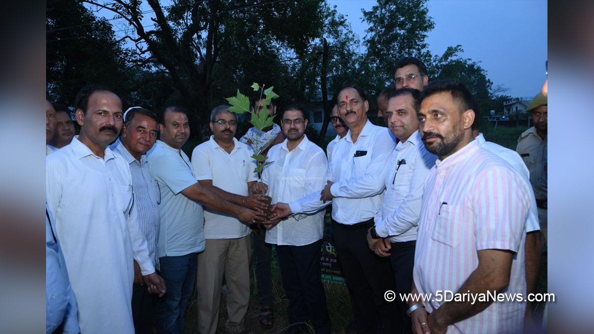 Satish Sharma, Srinagar, Jammu and Kashmir National Conference, National Conference, Kashmir, Jammu And Kashmir, Jammu