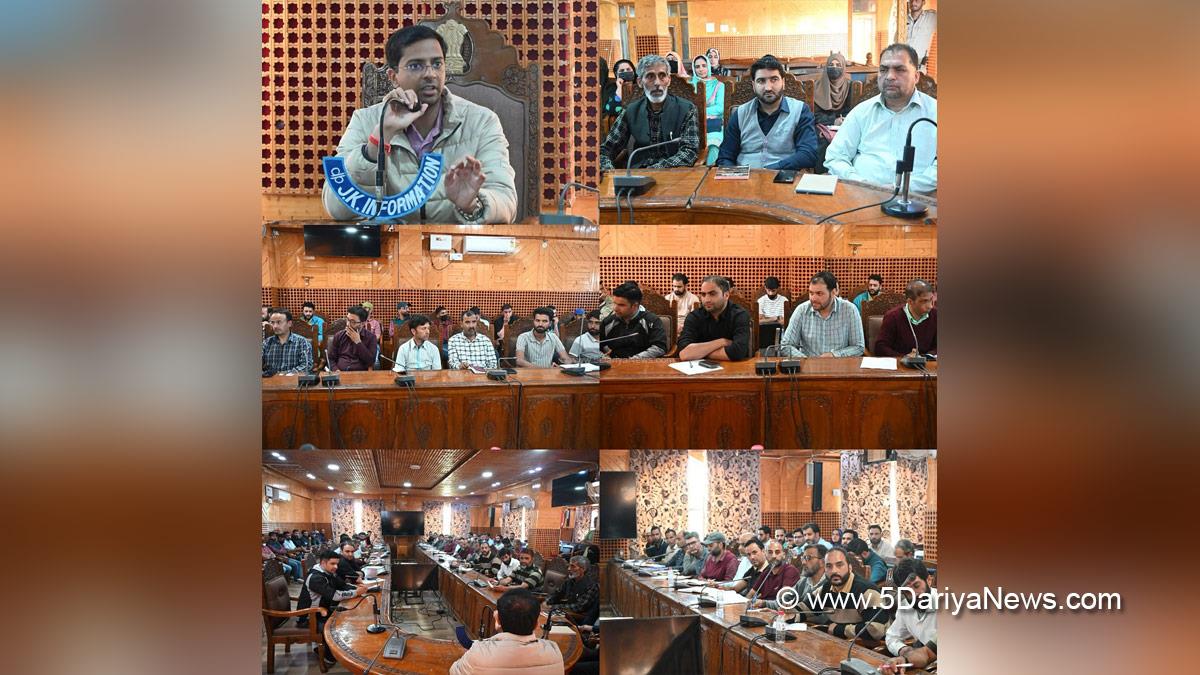 Shishir Gupta, Shopian, DDC Shopian, District Development Commissioner Shopian, Kashmir, Jammu And Kashmir, Jammu, District Administration Shopian