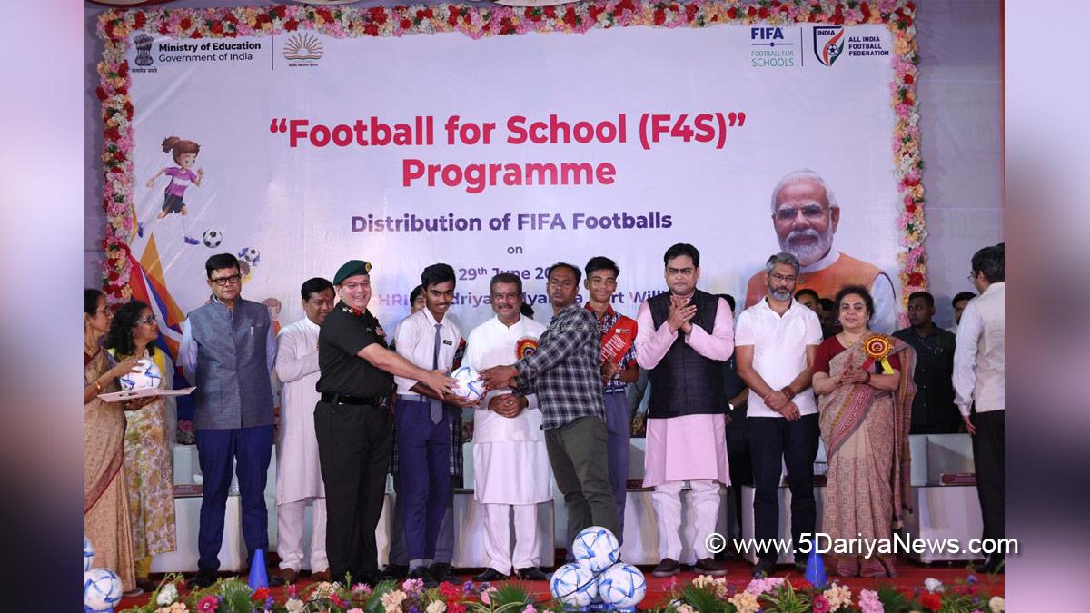 Dharmendra Pradhan, Dharmendra Debendra Pradhan, BJP, Bharatiya Janata Party, Ministry of Skill Development and Entrepreneurship, Shantanu Thakur, Dr Sukanta Majumdar