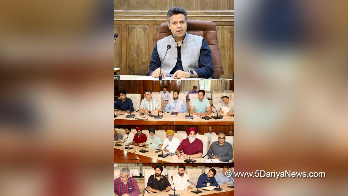 Dr Bilal Mohi Ud Din Bhat, Srinagar, Deputy Commissioner Srinagar, Kashmir, Jammu And Kashmir, District Administration Srinagar