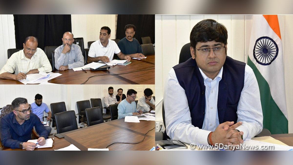 Jatin Kishore, Ganderbal, Deputy Commissioner Ganderbal, Kashmir, Jammu And Kashmir, Jammu Kashmir, District Administration Ganderbal