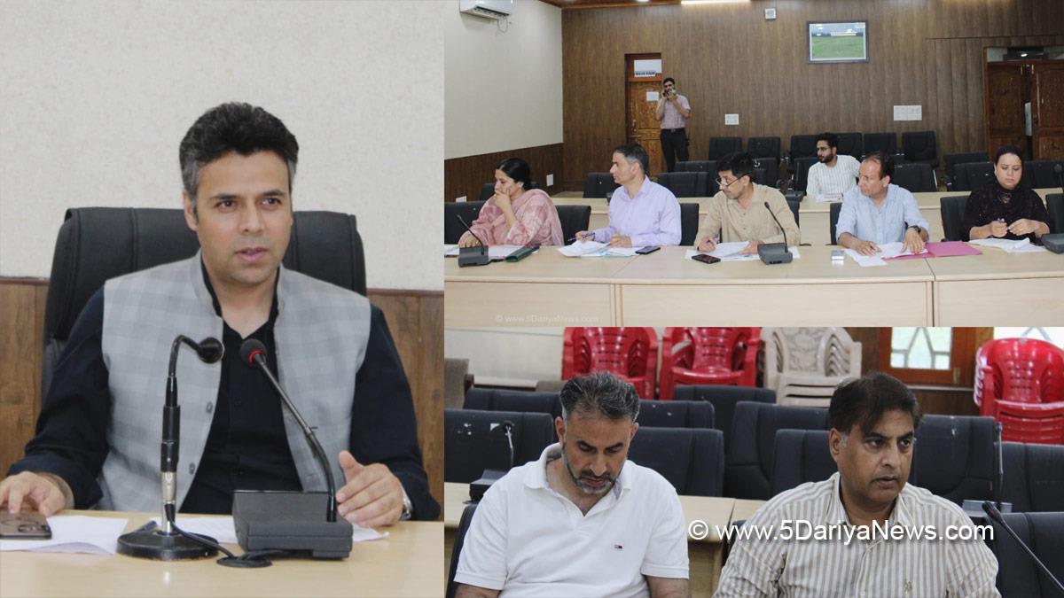 Dr Bilal Mohi Ud Din Bhat, Budgam, Deputy Commissioner Budgam, DC Budgam, Kashmir, Jammu And Kashmir, Jammu, District Administration Budgam