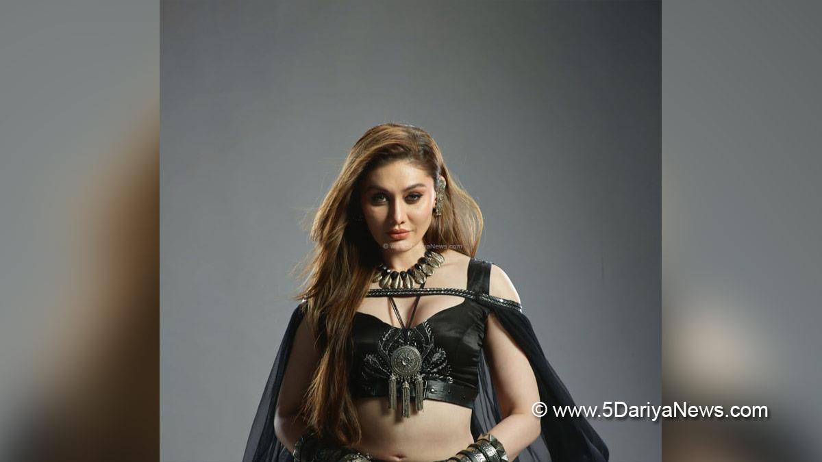Bollywood, Entertainment, Mumbai, Actress, Cinema, Hindi Films, Movie, Mumbai News, Heroine, Shefali Jariwala, Kaanta Laga Girl